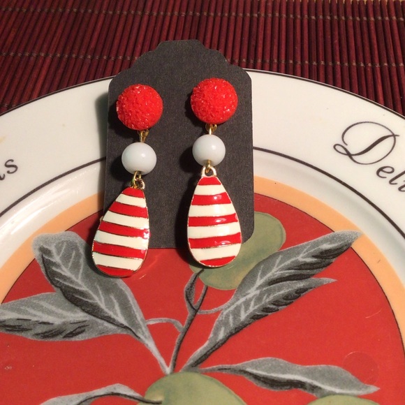 homemade Jewelry - STRIPE RED EARRINGS